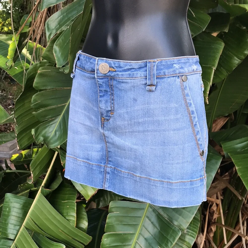 Low rise denim mini